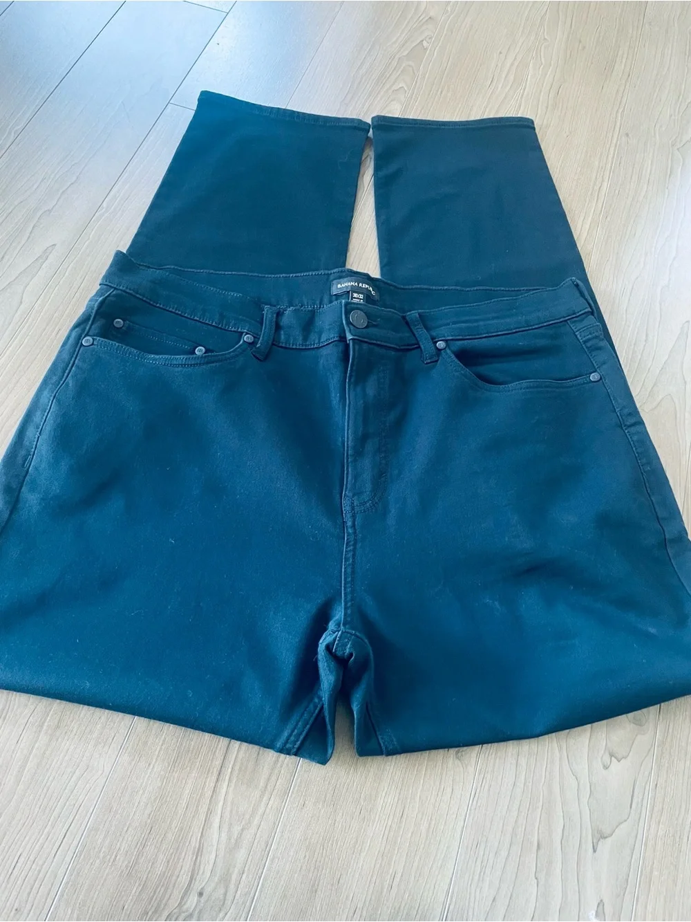Banana Republic Men’s Black 5 Pocket Pants SZ 38/32 with Branded Button